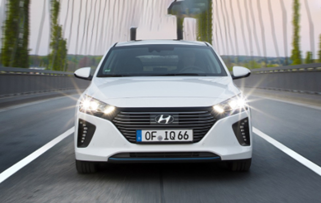 ¿Con qué frecuencia cambia la bombilla?