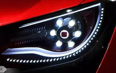 ¿La niebla de los faros quemará el circuito?