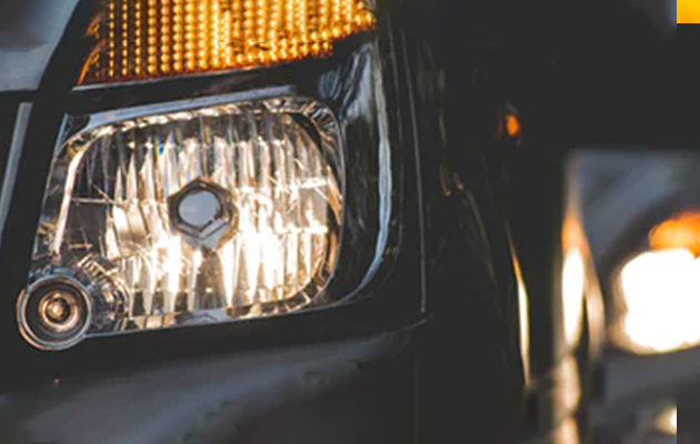 ¿Cuál es la razón por la que la luz de marcha atrás no está encendida?