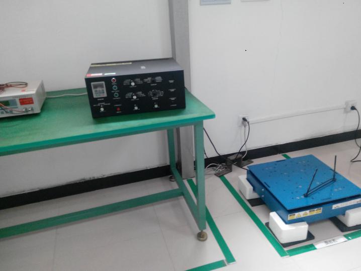 Prueba de anti-vibraci&oacute;n l&aacute;ser de conducci&oacute;n