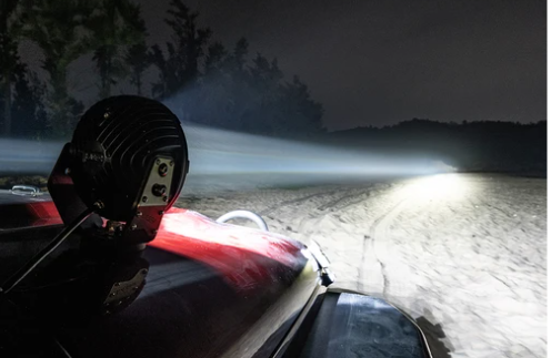 foto de trabajo de conducci&oacute;n l&aacute;ser de carretera