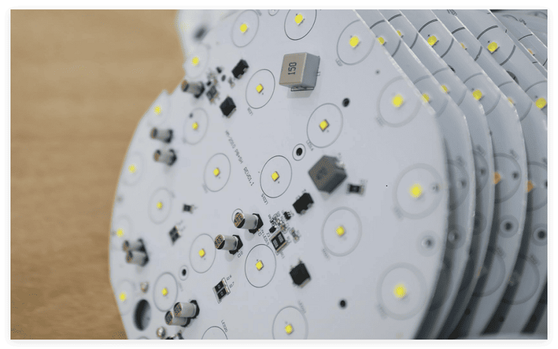 Por qué es importante la calidad de la PCB para sus luces todoterreno