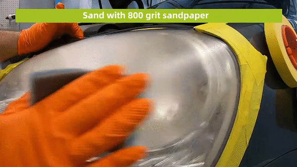 Arena con papel de lija de grano 800