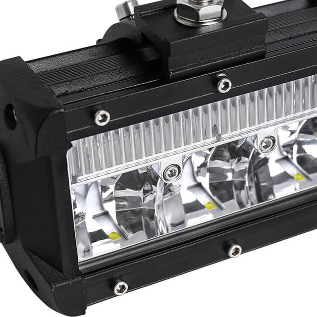 Eagle Series ® Barra de luz LED de 5 pulgadas JG-9628L 
