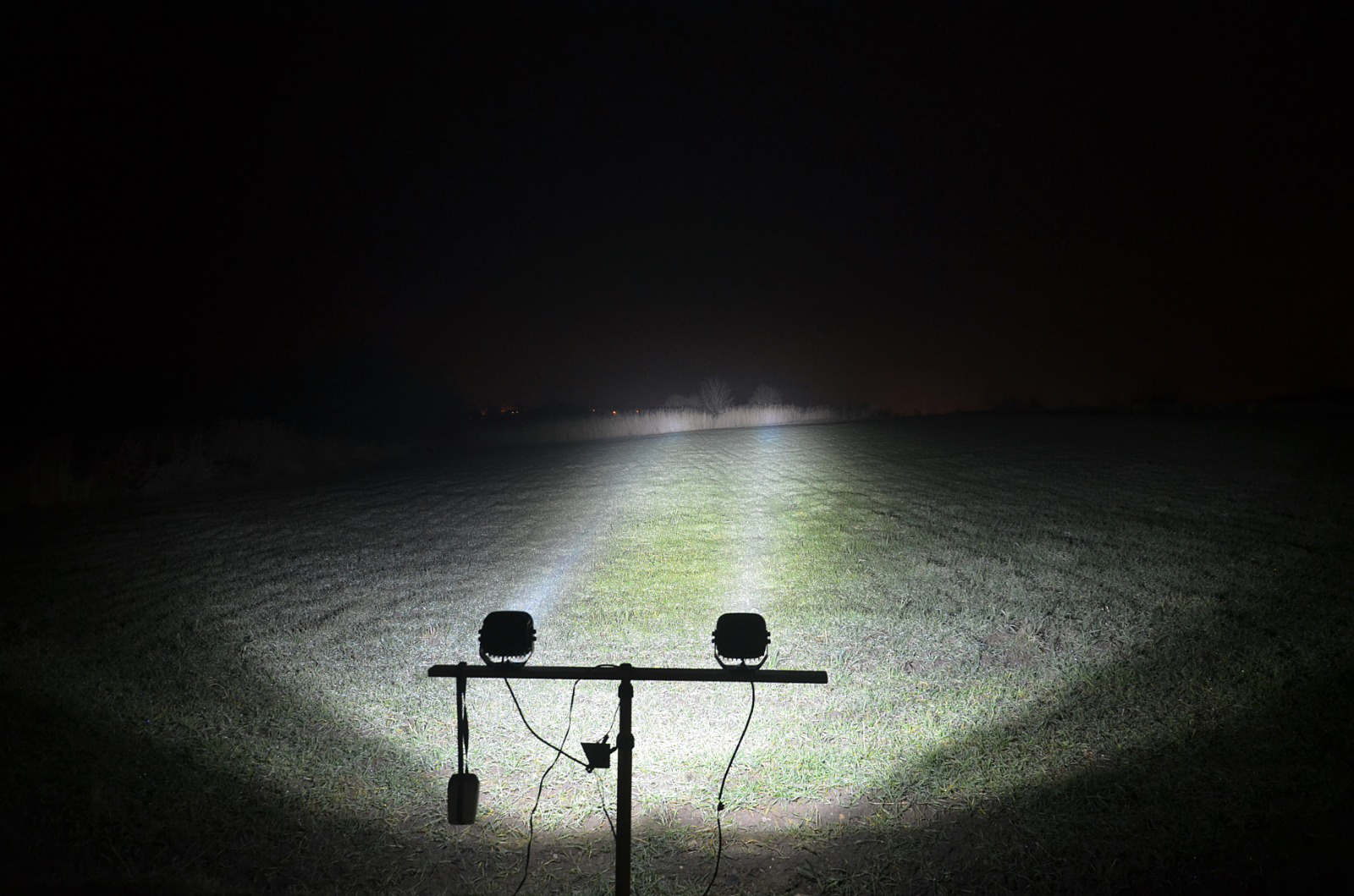 luces de conducci&oacute;n l&aacute;ser