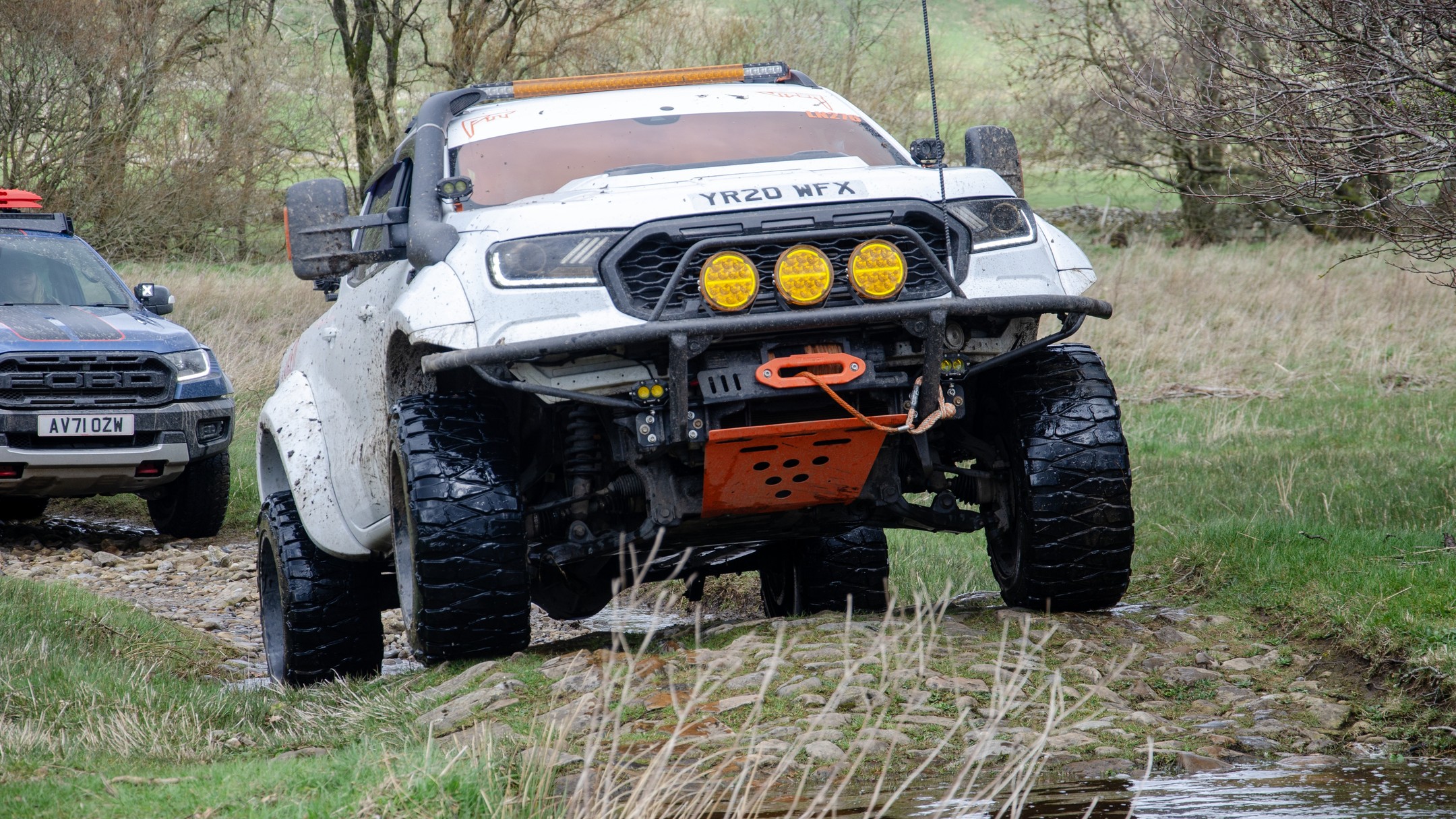 Luces de carreras diurnas (DRL): mejora de la visibilidad y la seguridad en la carretera