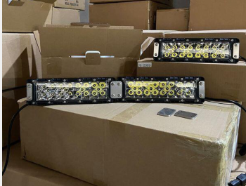 Barra de luz LED con paquete