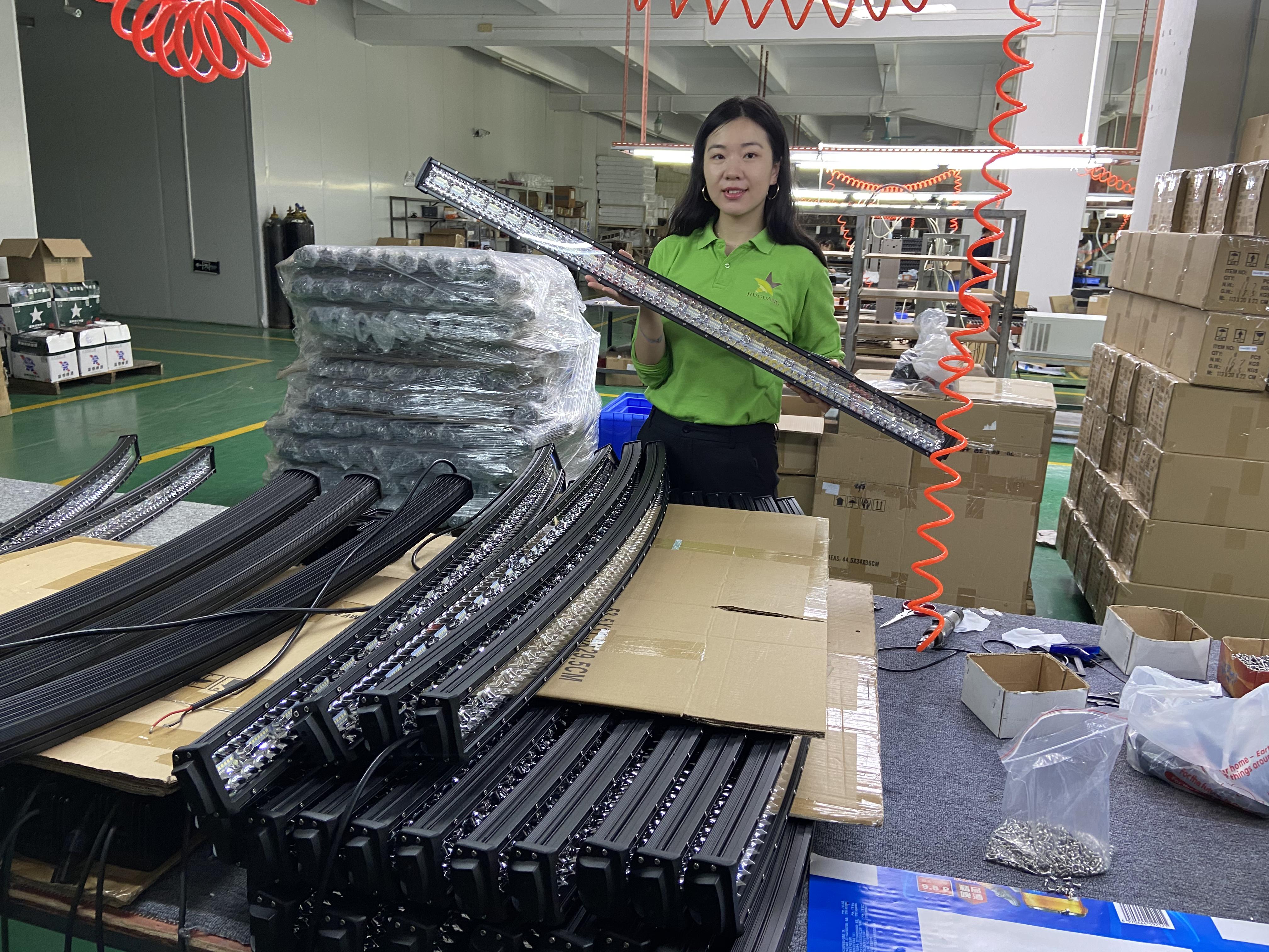 proceso de envasado de barra de luz led